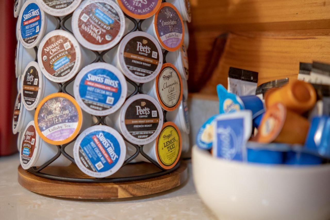 فيلا Three Dog Night - Pet-Friendly Cabin With Hot Tub بلو ريدج المظهر الخارجي الصورة